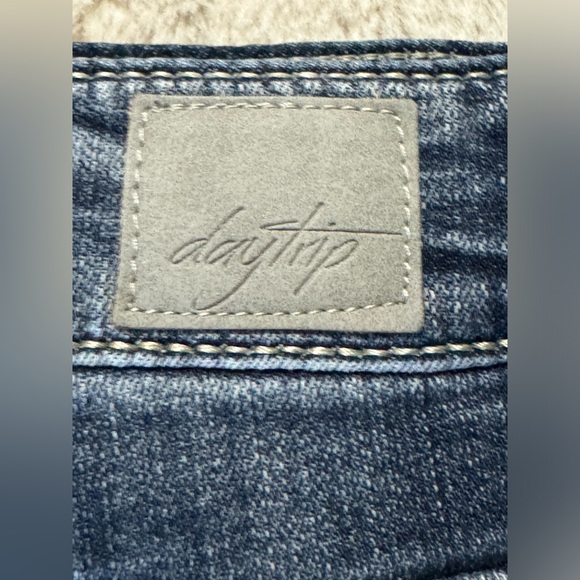 Buckle Daytrio Virgo Skinny jeans size 31S - Picture 2 of 5